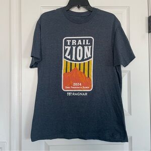 Ragnar Trail Zion 2024 Graphic Tee - Dark Heather